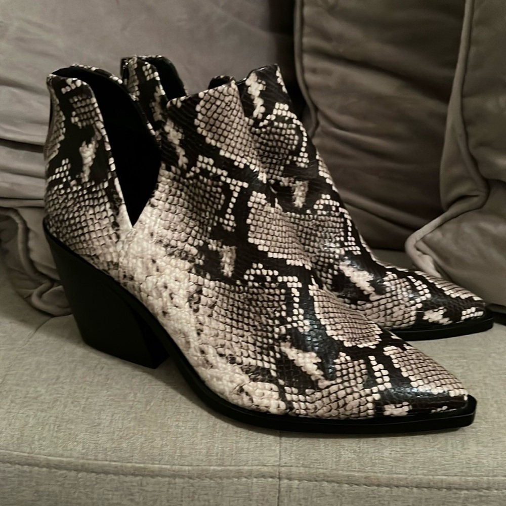 Vince Camuto